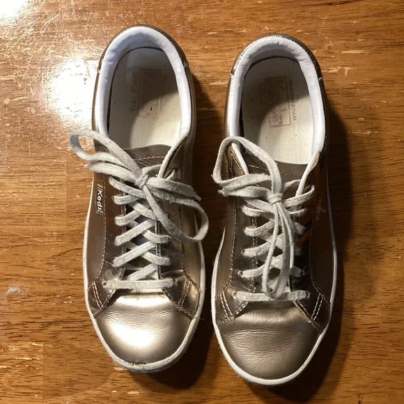 Keds Rose Gold shoes girls size 2.5 - Picture 2 of 7